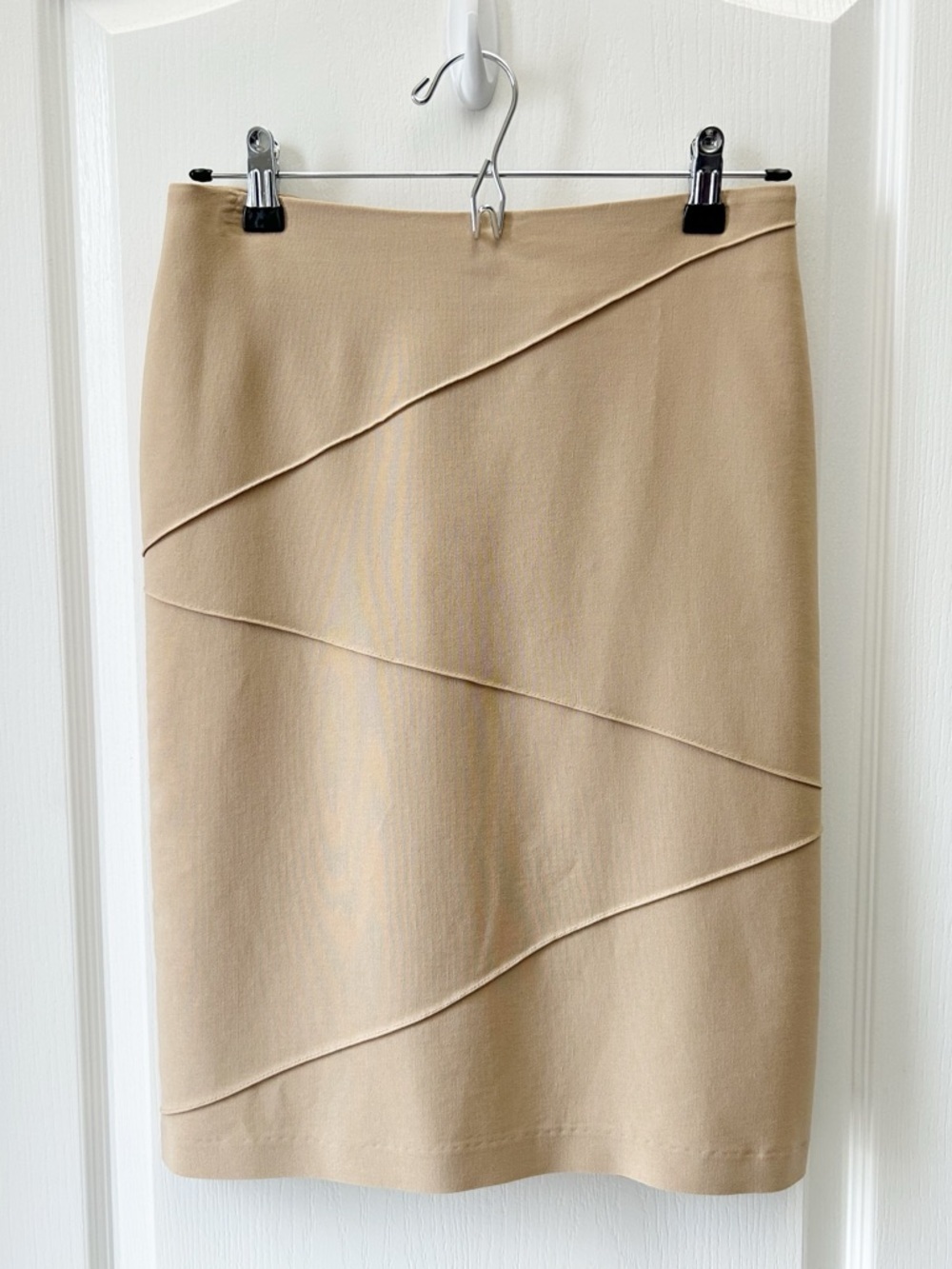 Garage Tan Beige Pencil Skirt with Diagonal Seams Camel Size 4 - Picture 3 of 12